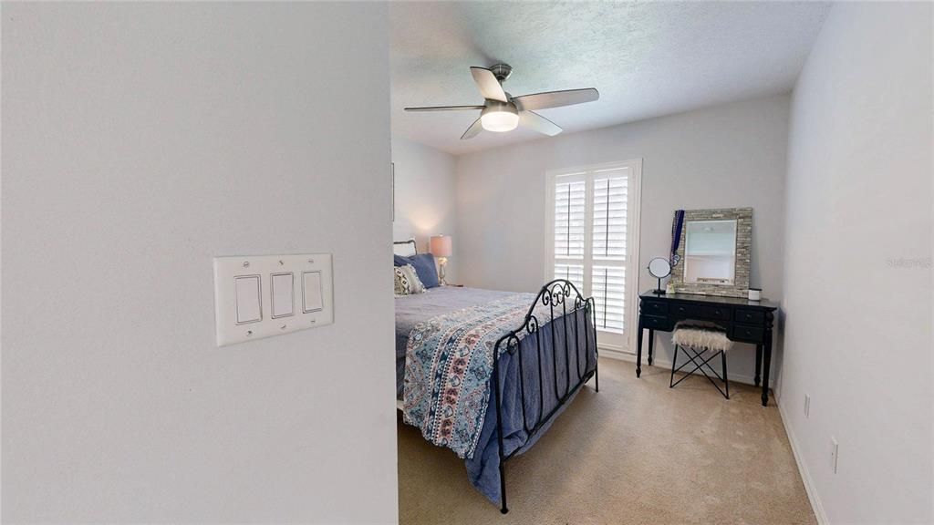 Active With Contract: $775,000 (5 beds, 2 baths, 3037 Square Feet)