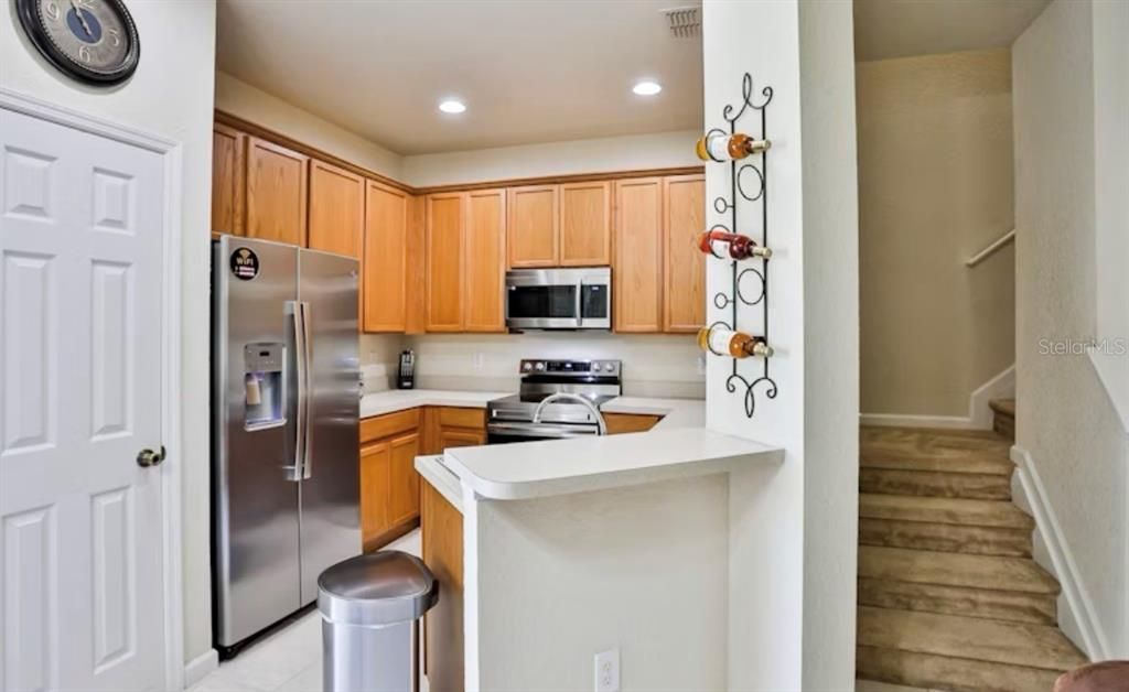 For Rent: $2,000 (4 beds, 3 baths, 1866 Square Feet)