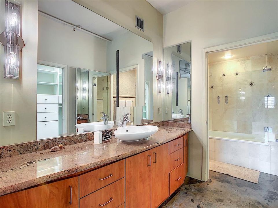 For Rent: $5,000 (4 beds, 4 baths, 3339 Square Feet)