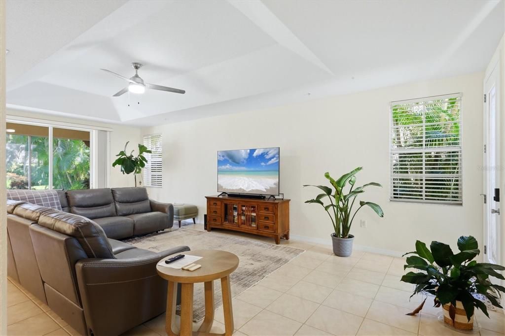 For Sale: $399,900 (3 beds, 2 baths, 2149 Square Feet)