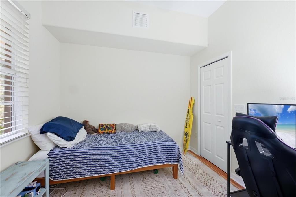 For Sale: $399,900 (3 beds, 2 baths, 2149 Square Feet)