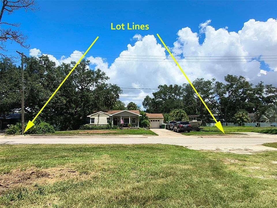 En Venta: $785,000 (0.34 acres)