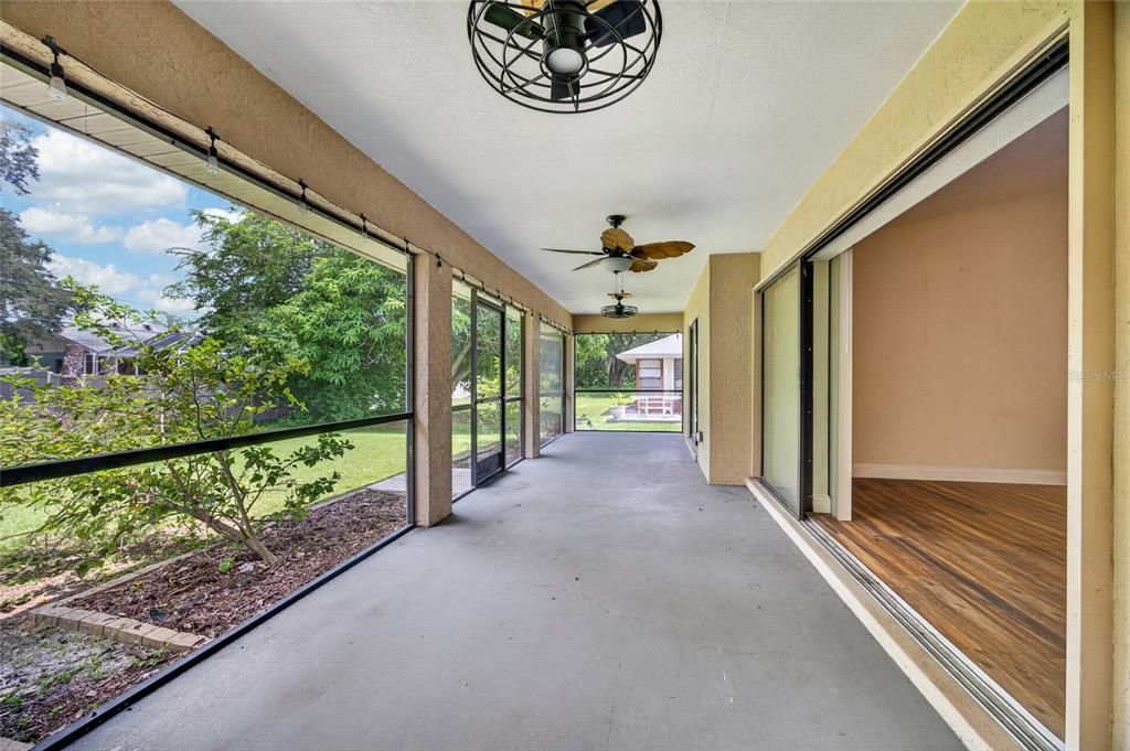 For Sale: $299,900 (3 beds, 2 baths, 1996 Square Feet)