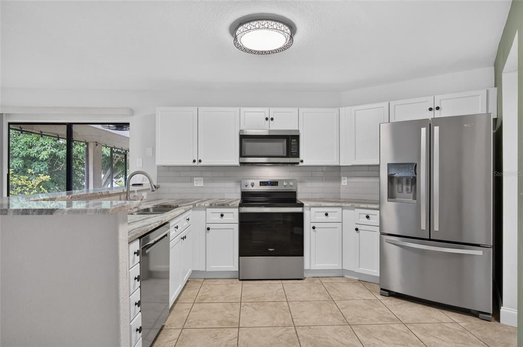 For Sale: $299,900 (3 beds, 2 baths, 1996 Square Feet)