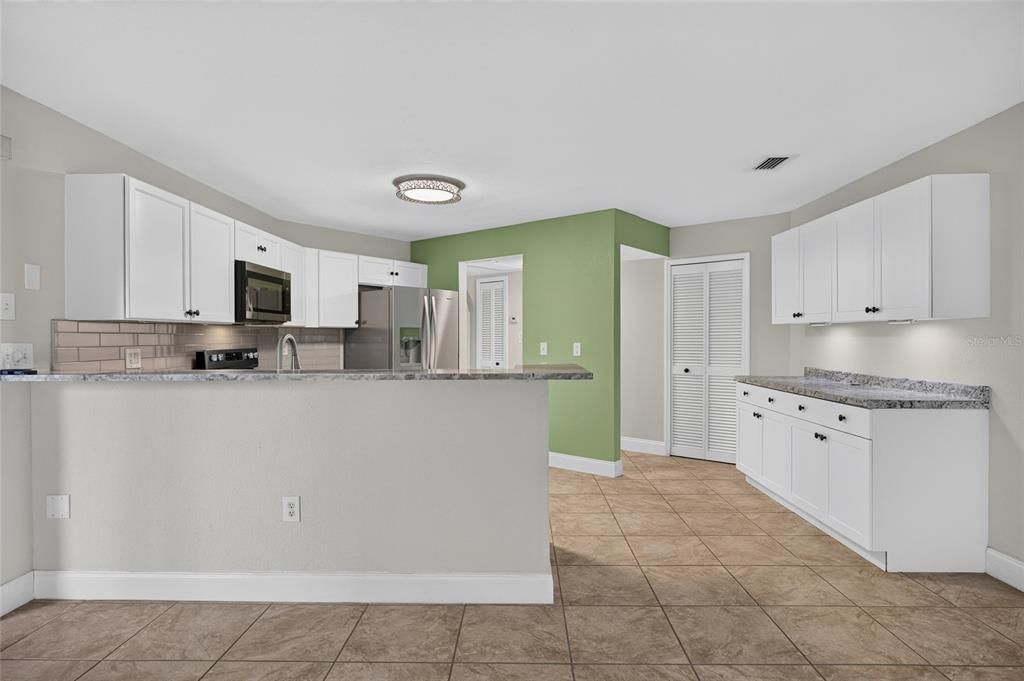 For Sale: $299,900 (3 beds, 2 baths, 1996 Square Feet)