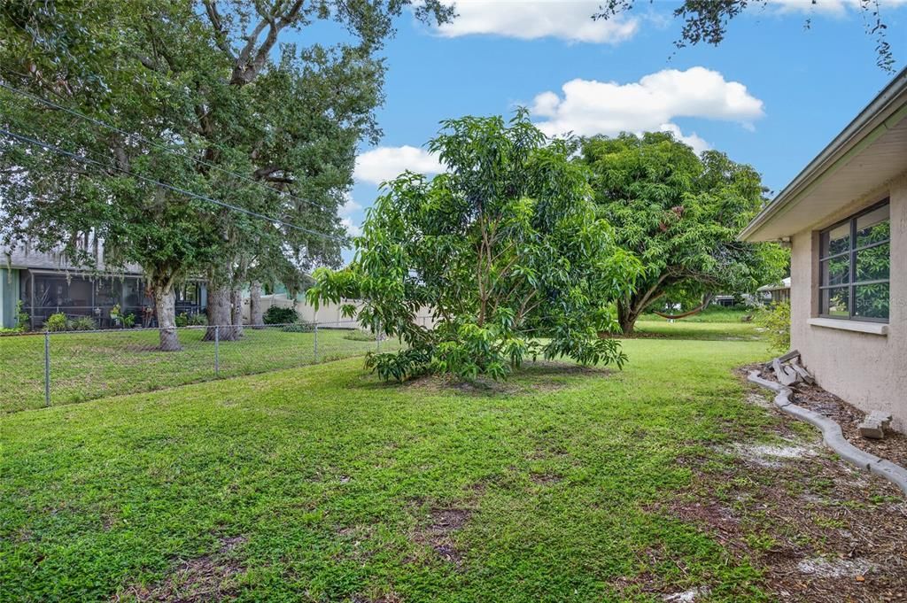 For Sale: $299,900 (3 beds, 2 baths, 1996 Square Feet)