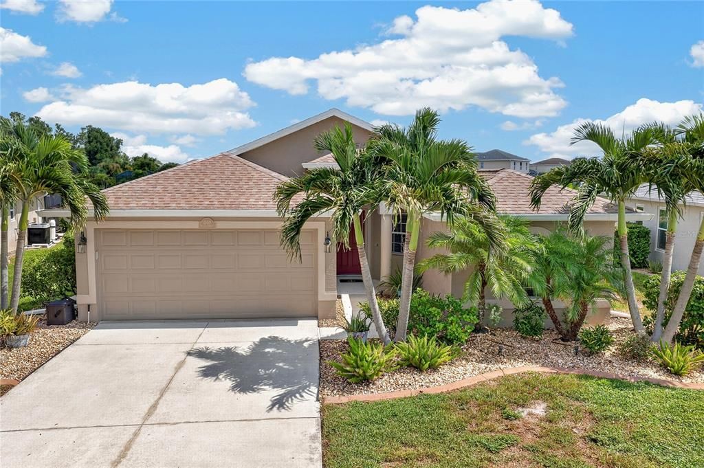 For Sale: $350,000 (3 beds, 2 baths, 1851 Square Feet)