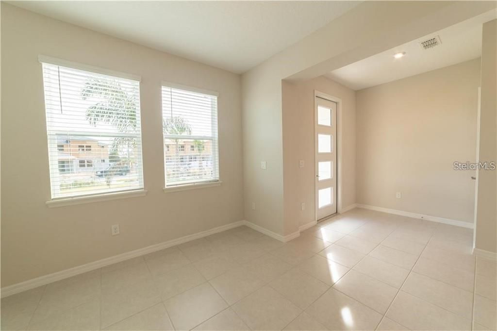 For Sale: $415,000 (3 beds, 2 baths, 1792 Square Feet)