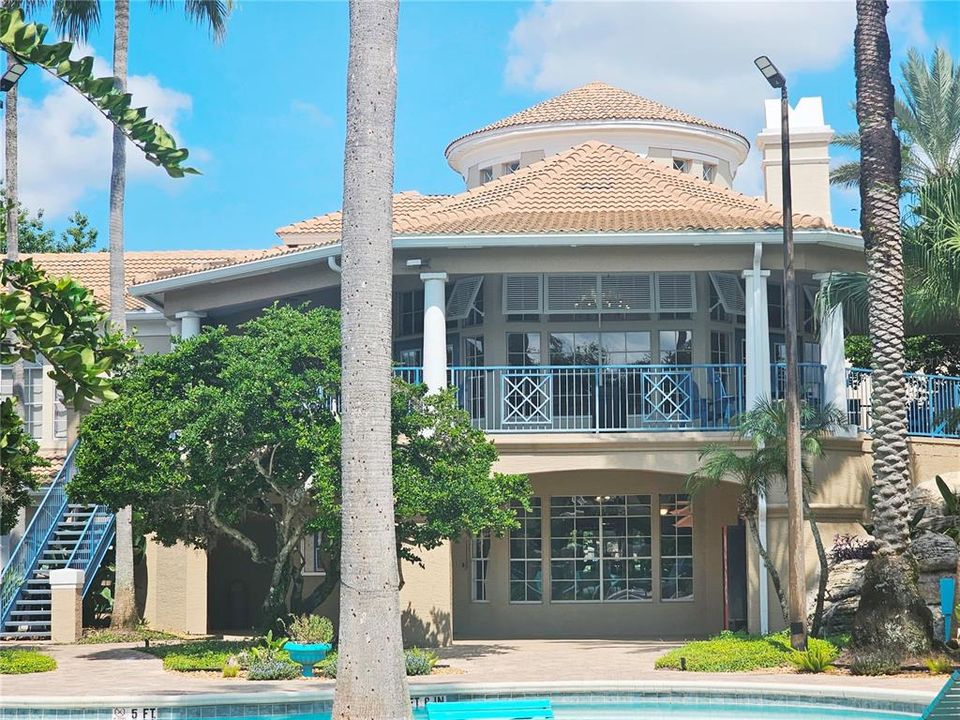 For Rent: $1,390 (1 beds, 1 baths, 842 Square Feet)