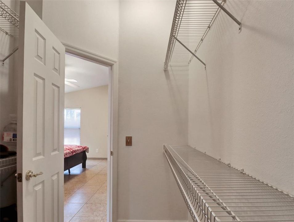 For Sale: $489,900 (3 beds, 2 baths, 1860 Square Feet)