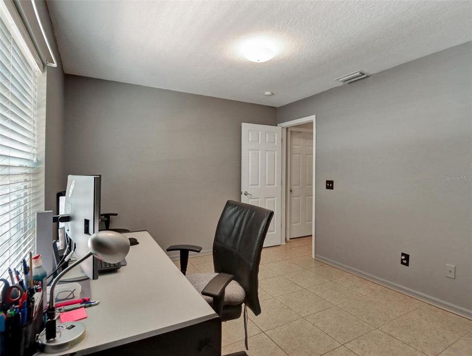 For Sale: $489,900 (3 beds, 2 baths, 1860 Square Feet)