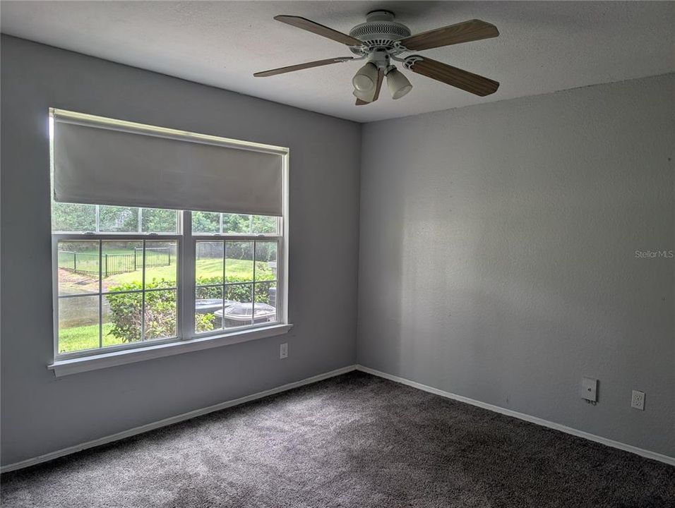 For Sale: $250,000 (2 beds, 2 baths, 1007 Square Feet)