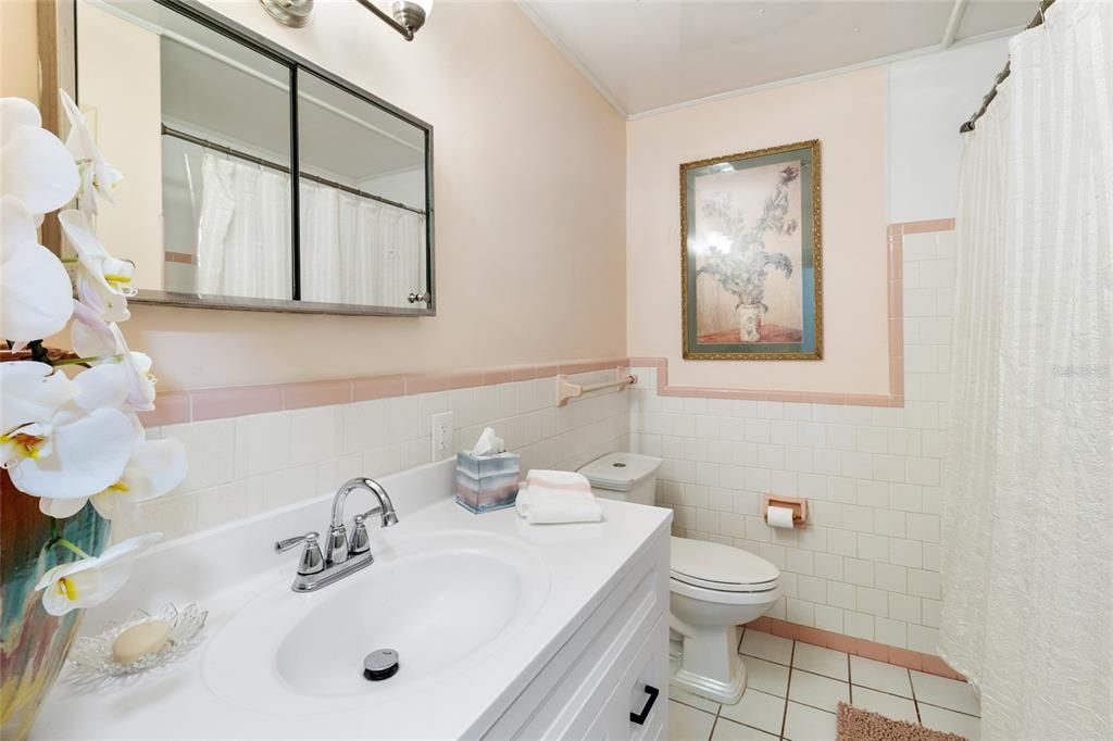 En Venta: $749,000 (3 camas, 2 baños, 2190 Pies cuadrados)