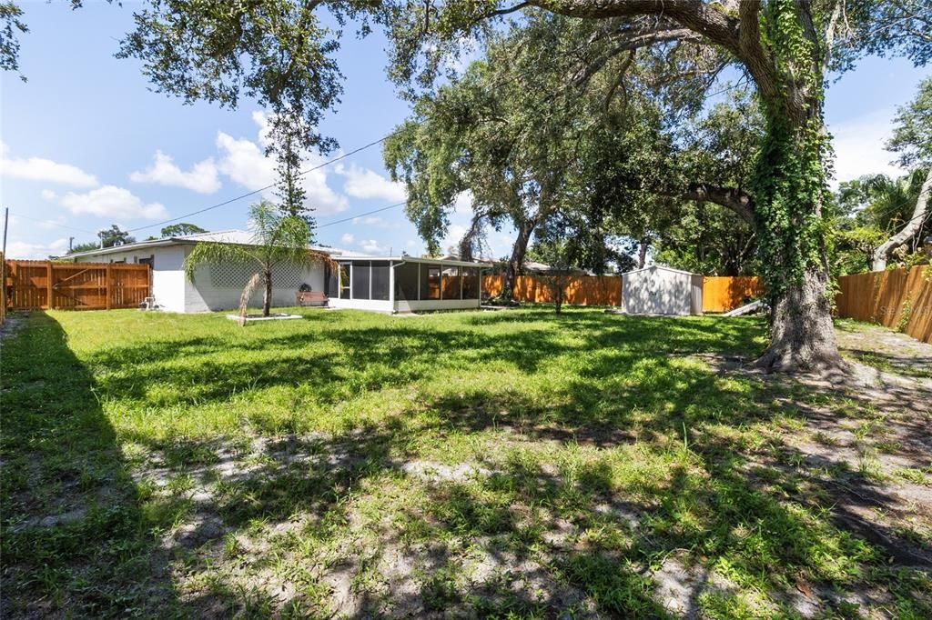 En Venta: $749,000 (3 camas, 2 baños, 2190 Pies cuadrados)