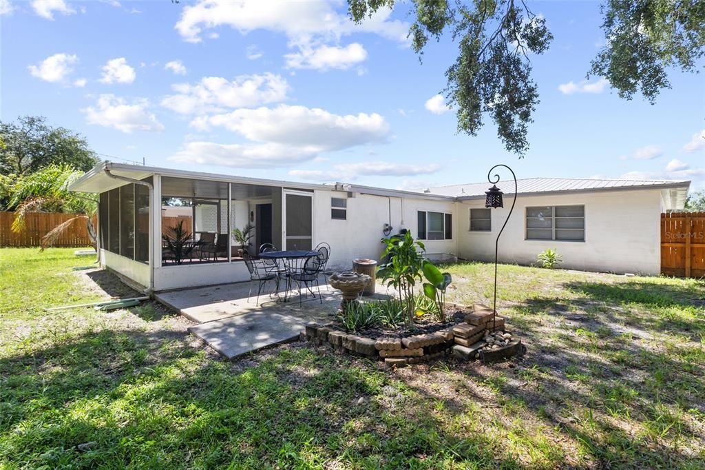 En Venta: $749,000 (3 camas, 2 baños, 2190 Pies cuadrados)