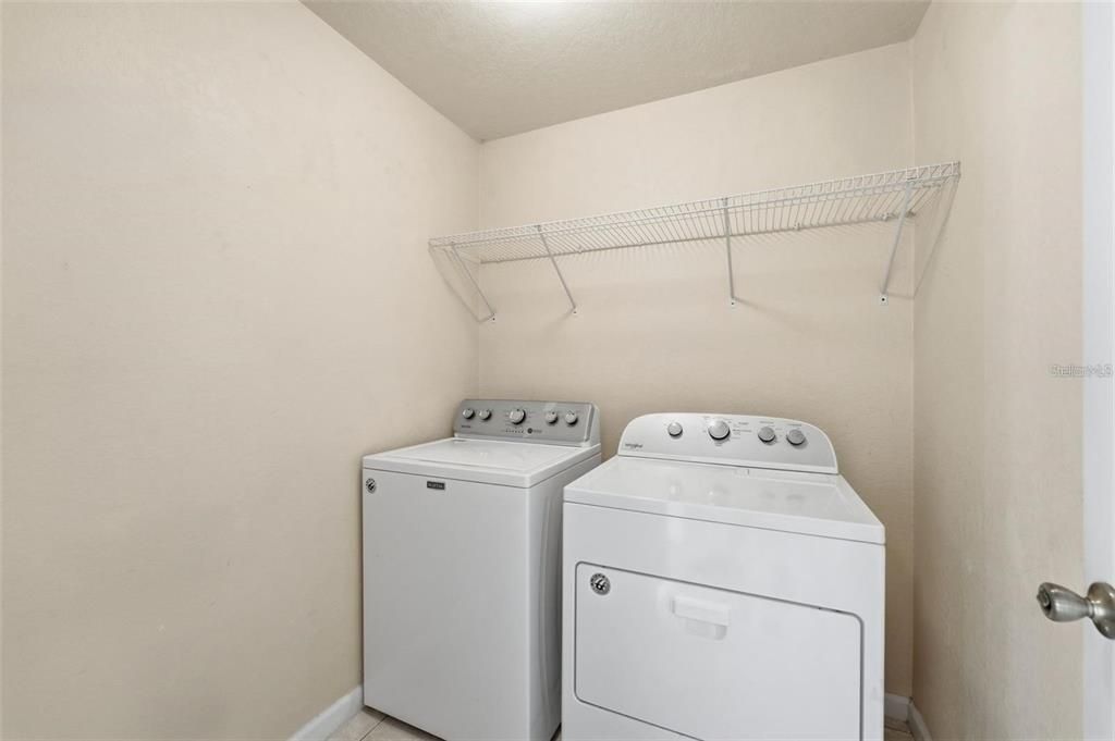 В аренду: $2,600 (4 спален, 2 ванн, 2063 Квадратных фут)