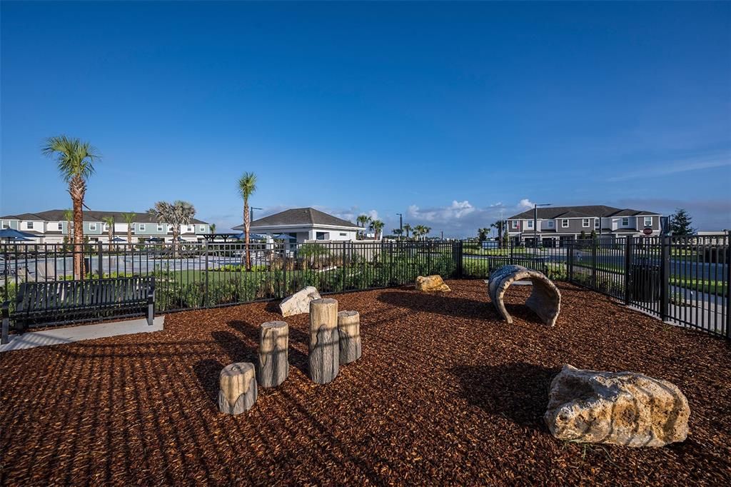 For Sale: $205,000 (2 beds, 2 baths, 1087 Square Feet)