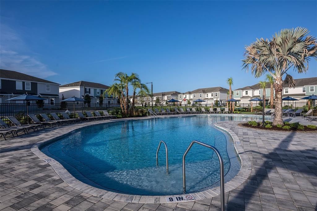 For Sale: $205,000 (2 beds, 2 baths, 1087 Square Feet)