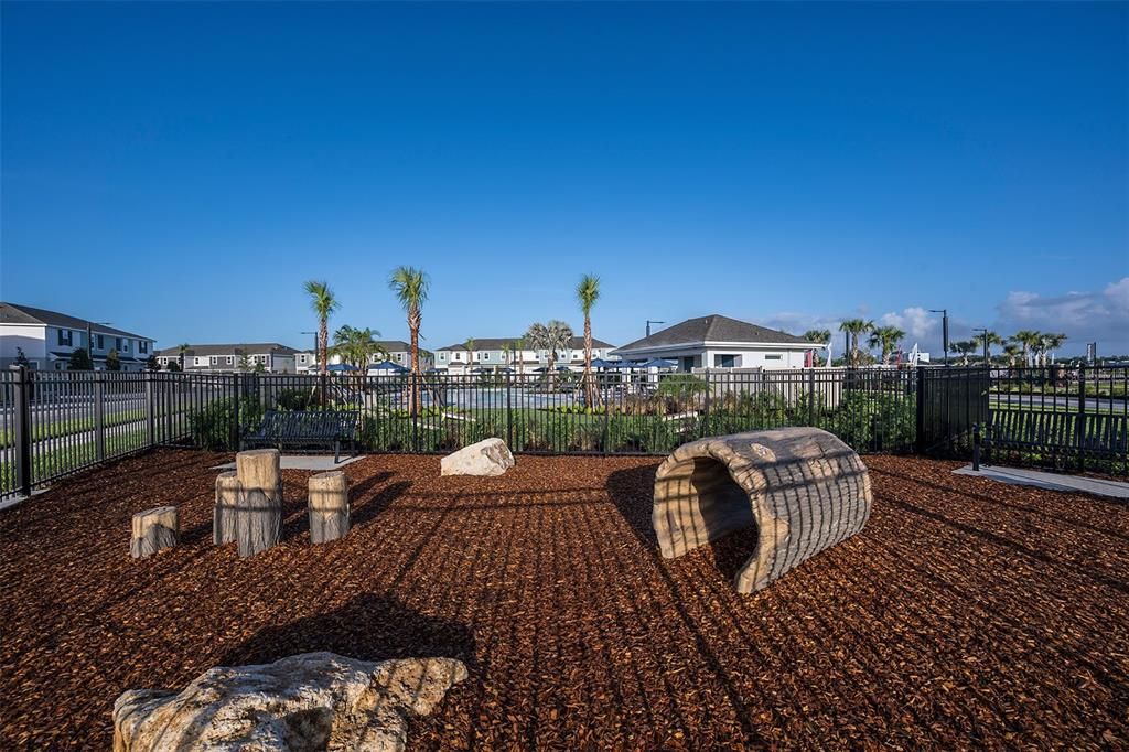 For Sale: $205,000 (2 beds, 2 baths, 1087 Square Feet)