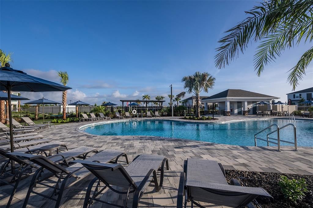 For Sale: $205,000 (2 beds, 2 baths, 1087 Square Feet)