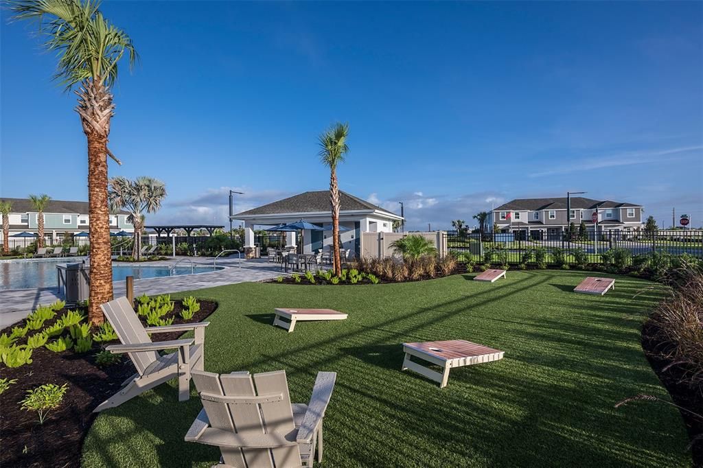 For Sale: $205,000 (2 beds, 2 baths, 1087 Square Feet)
