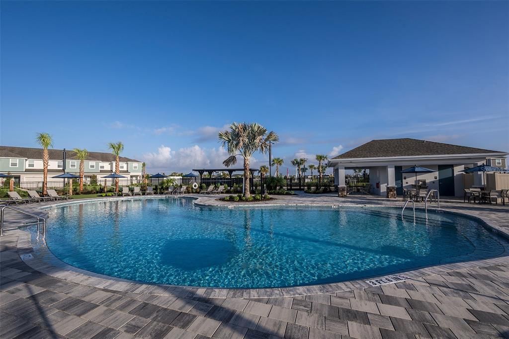 For Sale: $205,000 (2 beds, 2 baths, 1087 Square Feet)