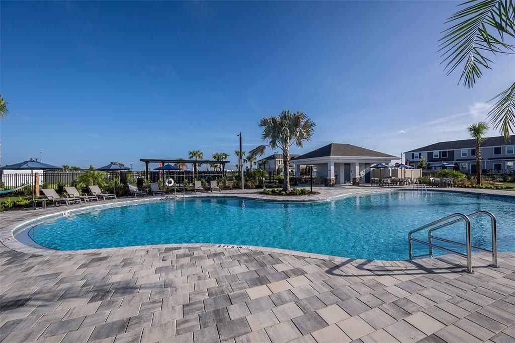 For Sale: $205,000 (2 beds, 2 baths, 1087 Square Feet)