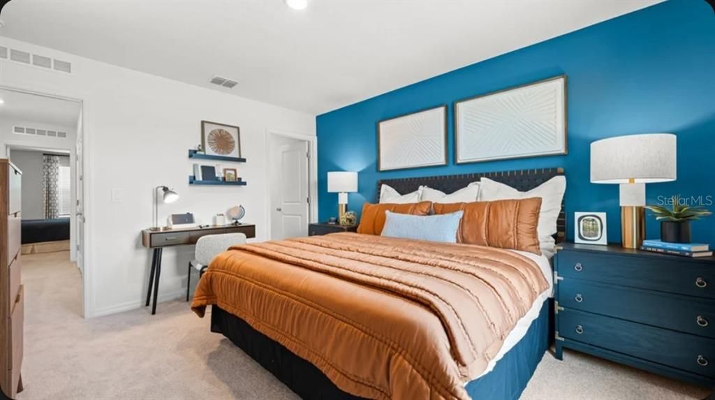 For Sale: $205,000 (2 beds, 2 baths, 1087 Square Feet)