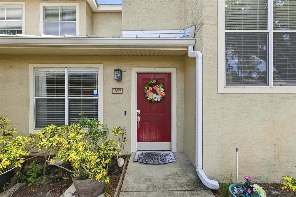 For Sale: $285,000 (3 beds, 2 baths, 1690 Square Feet)