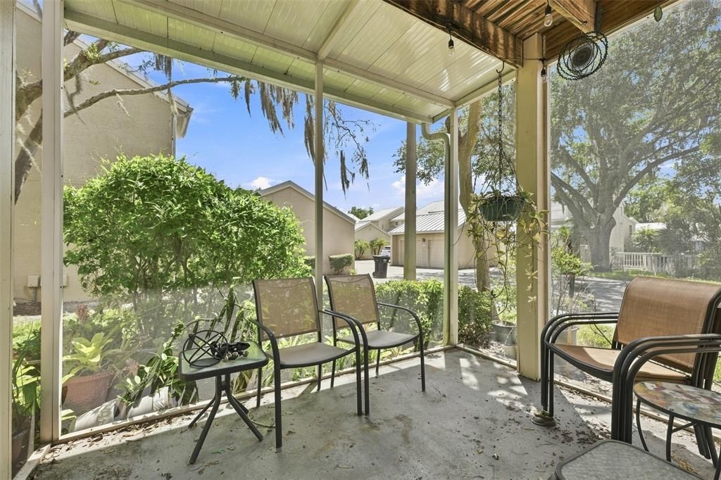 For Sale: $285,000 (3 beds, 2 baths, 1690 Square Feet)