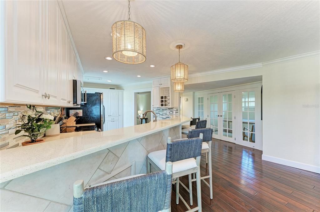 For Sale: $875,000 (3 beds, 2 baths, 1323 Square Feet)