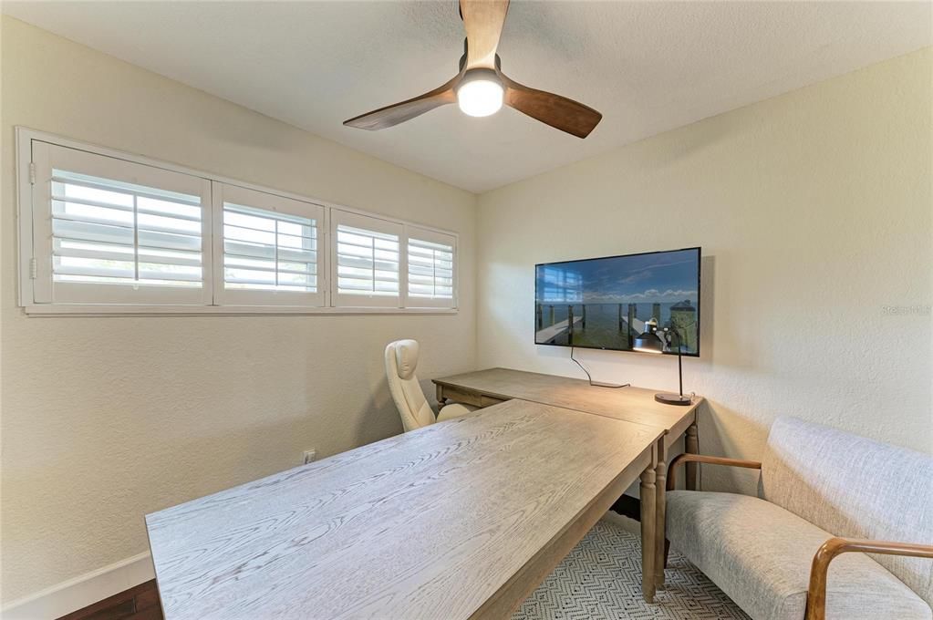 For Sale: $875,000 (3 beds, 2 baths, 1323 Square Feet)