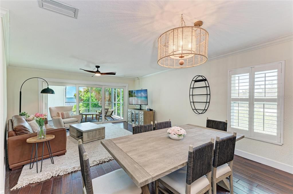 For Sale: $875,000 (3 beds, 2 baths, 1323 Square Feet)