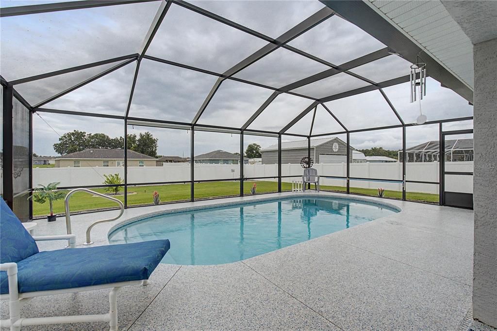 For Sale: $349,000 (3 beds, 2 baths, 1218 Square Feet)