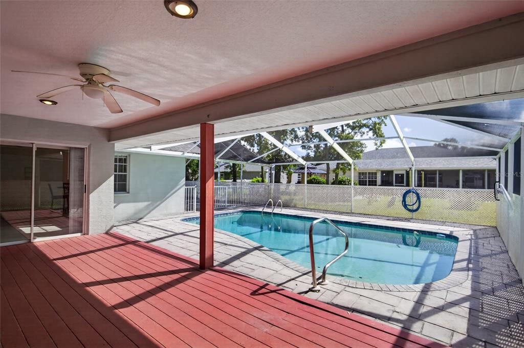 For Sale: $399,000 (3 beds, 2 baths, 1973 Square Feet)