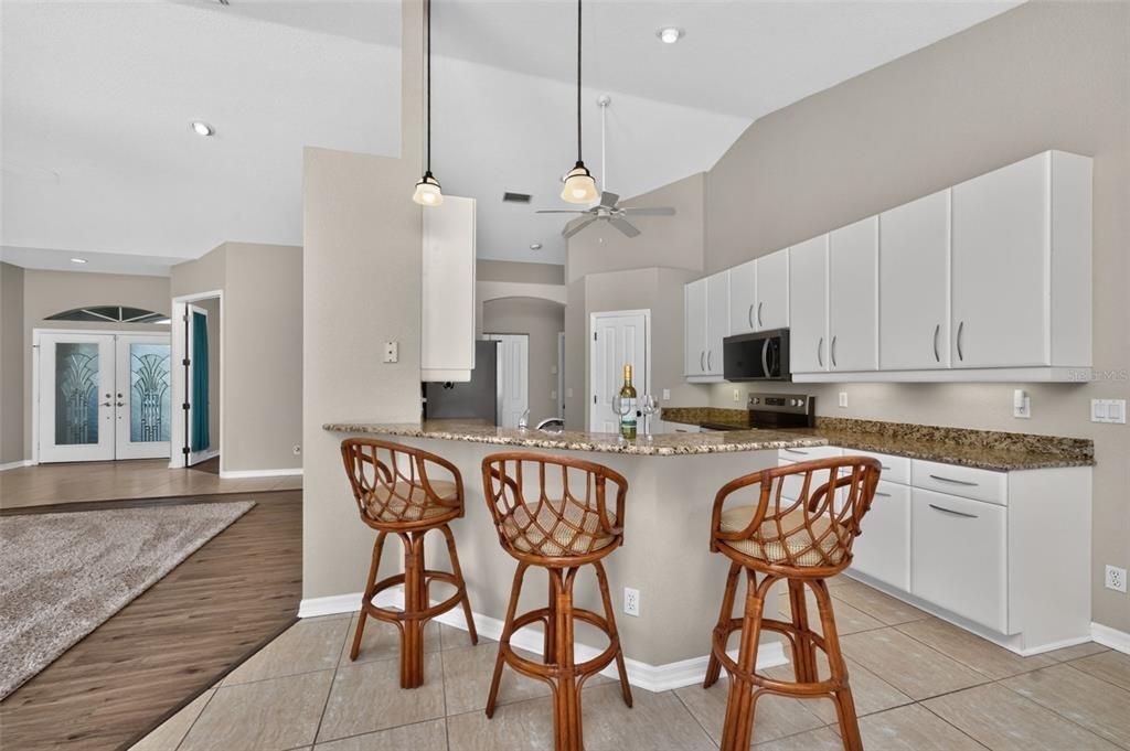 For Sale: $449,900 (3 beds, 2 baths, 2392 Square Feet)