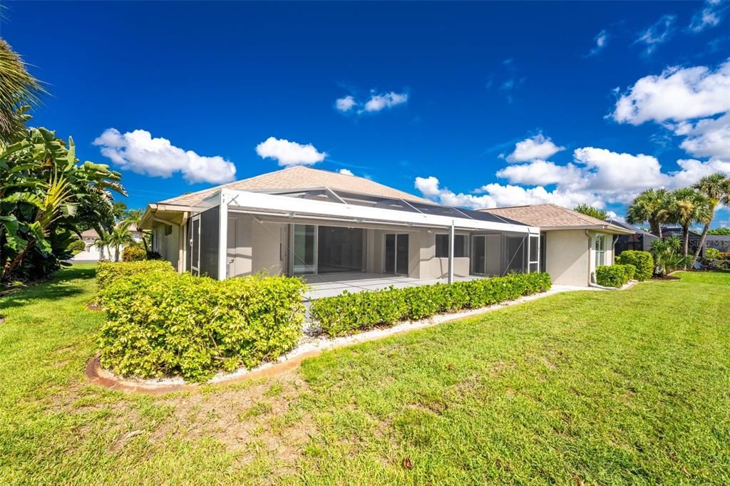For Sale: $449,900 (3 beds, 2 baths, 2392 Square Feet)