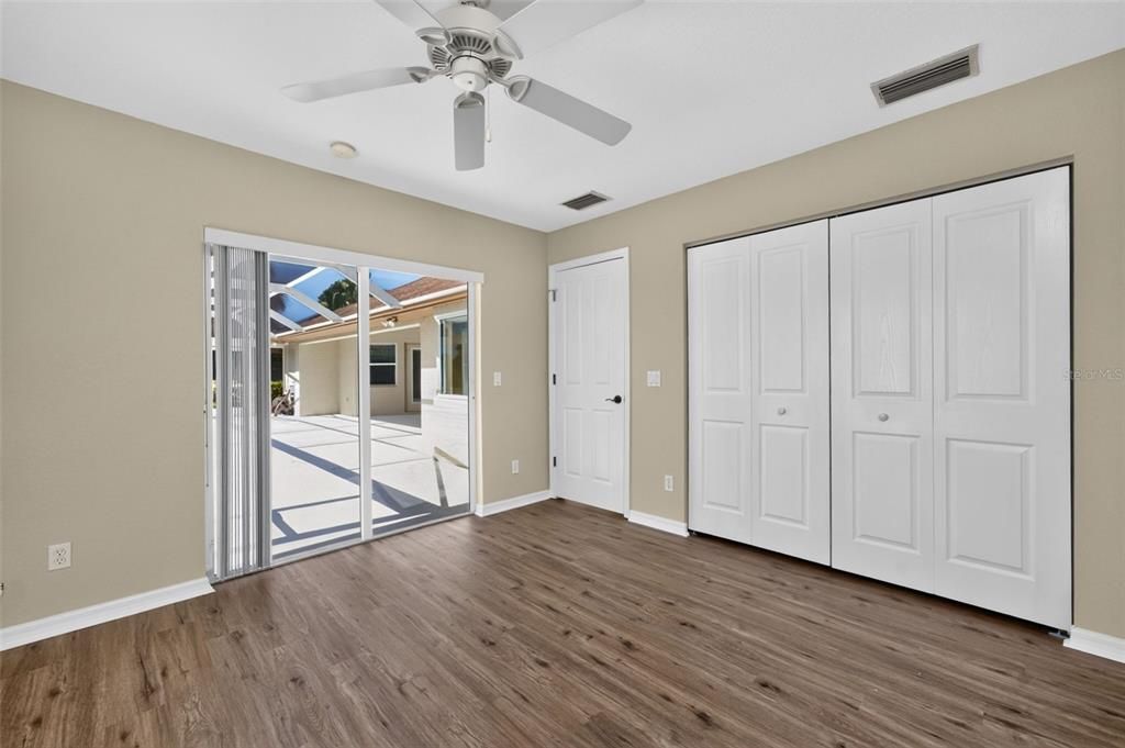 For Sale: $449,900 (3 beds, 2 baths, 2392 Square Feet)