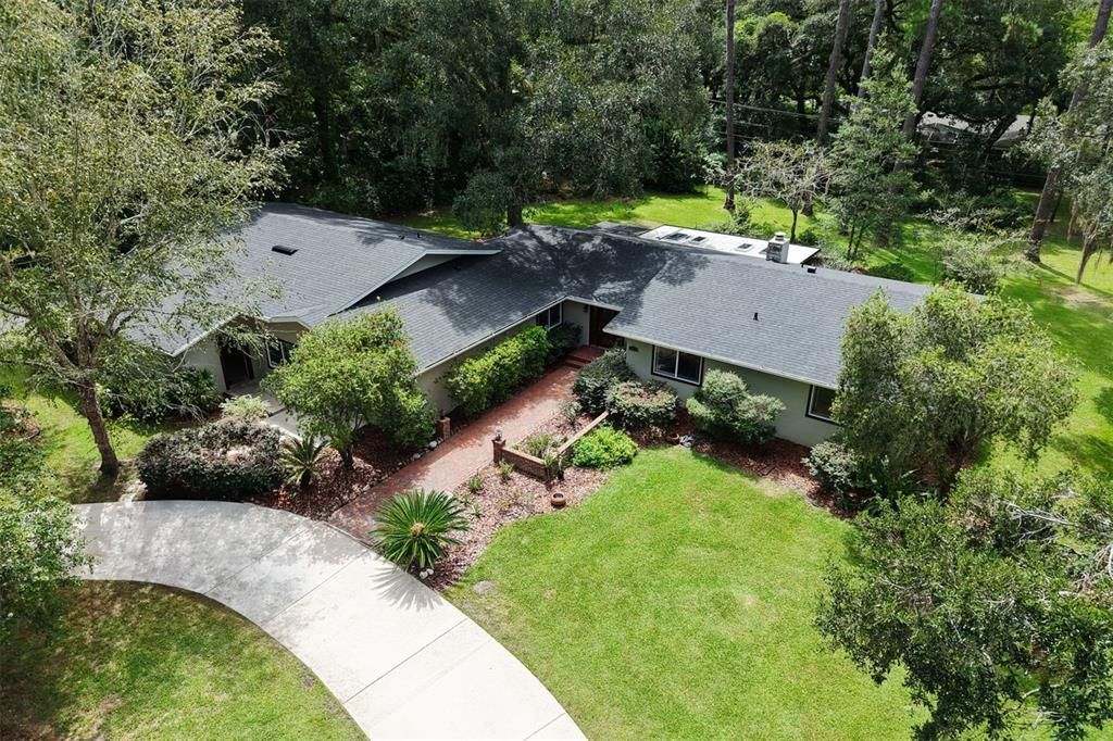 For Sale: $725,000 (4 beds, 3 baths, 3938 Square Feet)