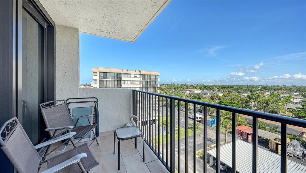 For Sale: $899,900 (2 beds, 2 baths, 1204 Square Feet)