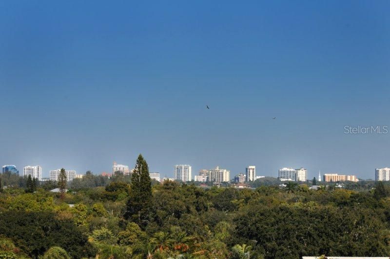 For Sale: $899,900 (2 beds, 2 baths, 1204 Square Feet)