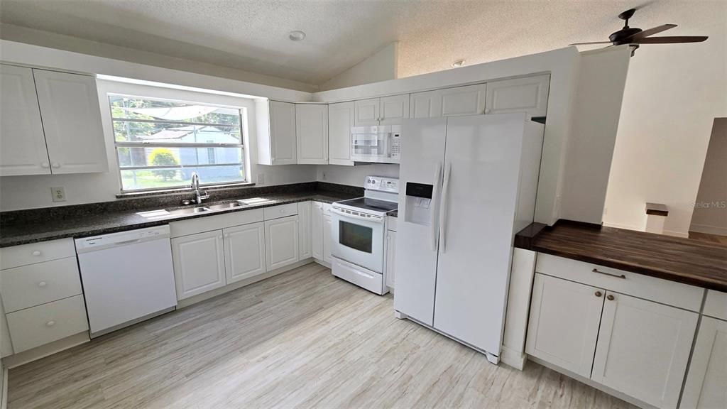 For Rent: $2,275 (3 beds, 2 baths, 1468 Square Feet)