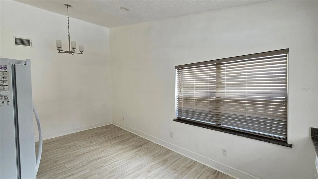 For Rent: $2,275 (3 beds, 2 baths, 1468 Square Feet)