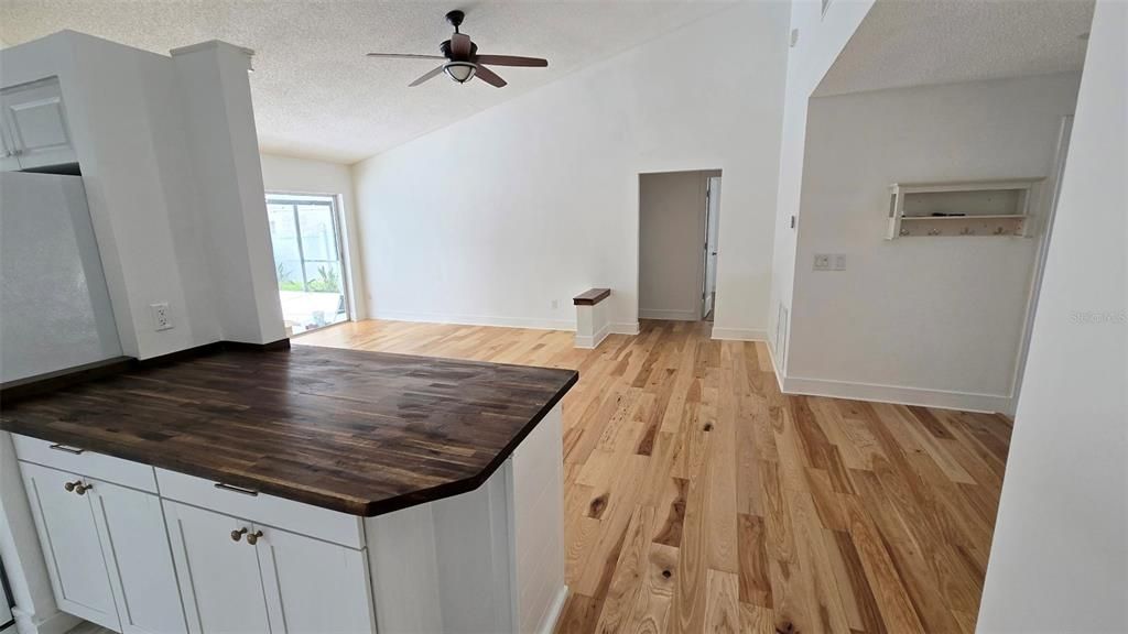 For Rent: $2,275 (3 beds, 2 baths, 1468 Square Feet)