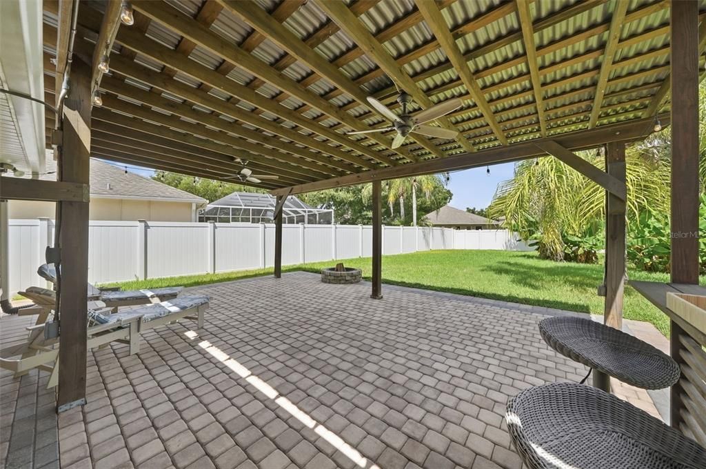 For Sale: $350,000 (3 beds, 2 baths, 1440 Square Feet)