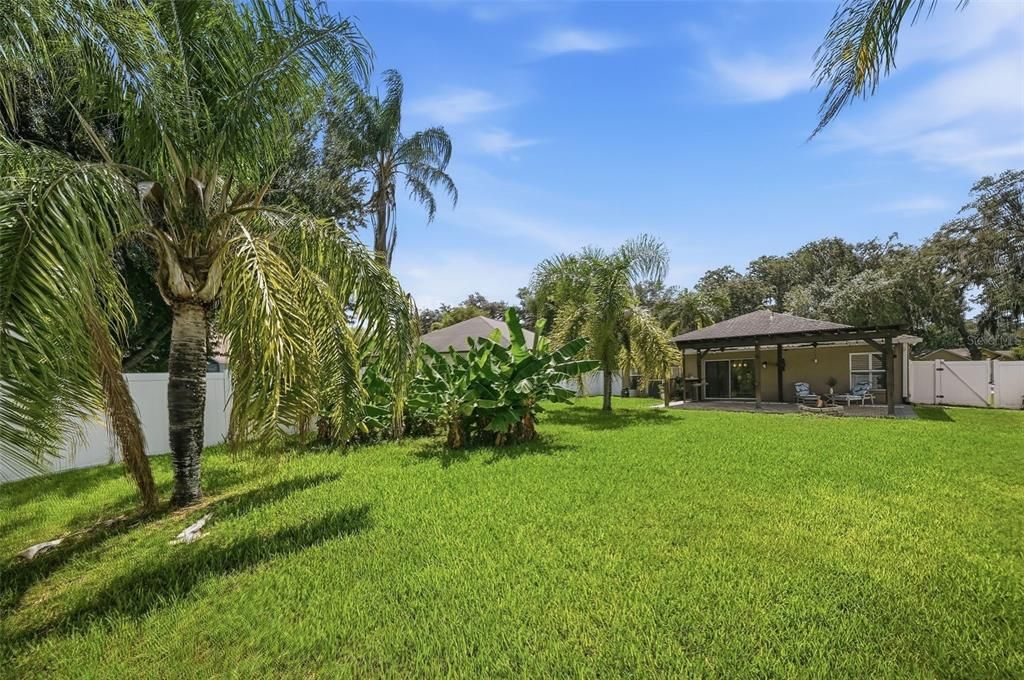 For Sale: $350,000 (3 beds, 2 baths, 1440 Square Feet)
