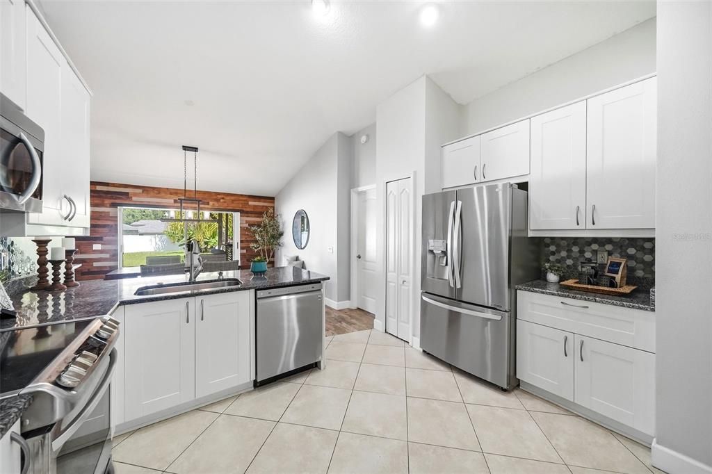 For Sale: $350,000 (3 beds, 2 baths, 1440 Square Feet)
