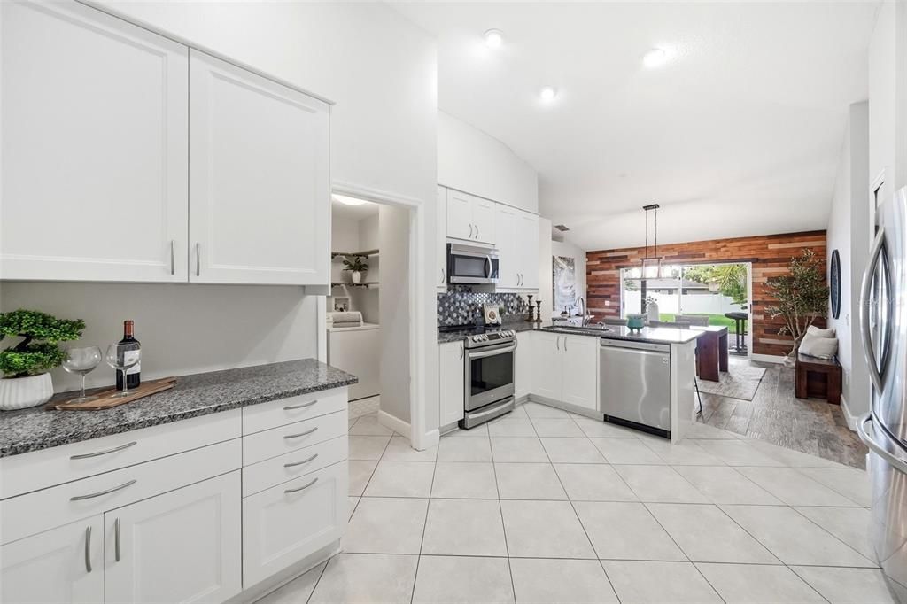 For Sale: $350,000 (3 beds, 2 baths, 1440 Square Feet)