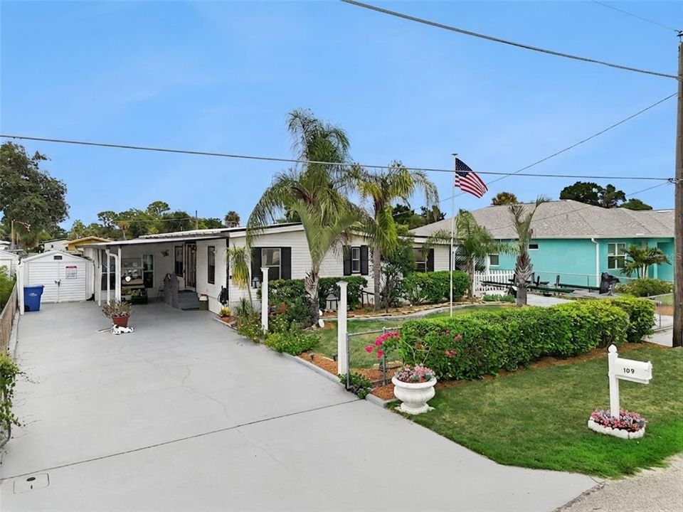 For Sale: $449,000 (4 beds, 2 baths, 1776 Square Feet)