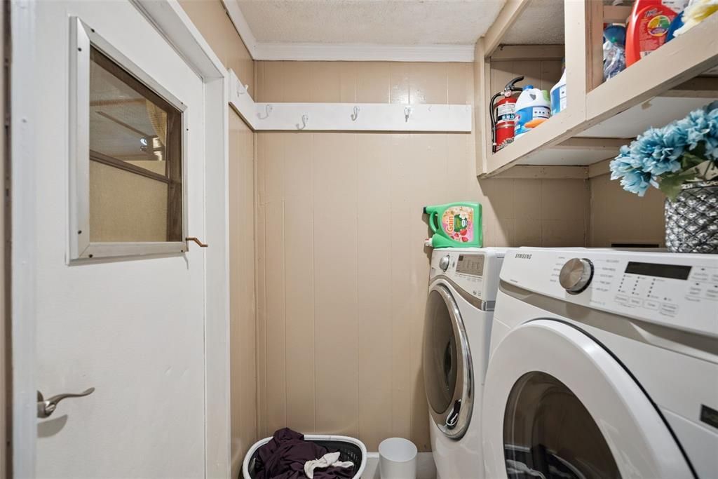 For Sale: $449,000 (4 beds, 2 baths, 1776 Square Feet)